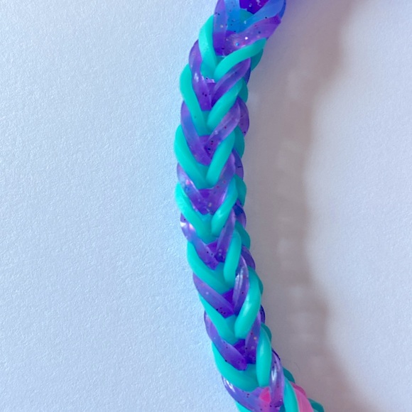 Hand Crafted Bracelet Colorful Fishtail Band Bracelet - Picture 3 of 6